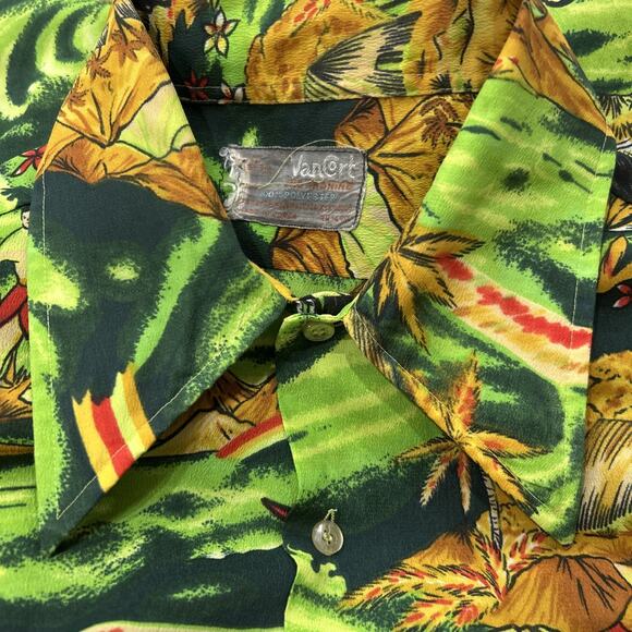 Vintage 1970s Van Cort Men Sz Large Shirt Islander Hawaiian Print Pointed Collar - Picture 3 of 16